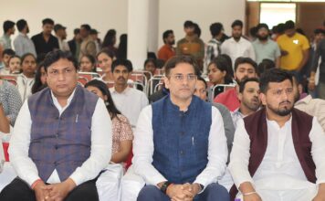 सौरभ बहुगुणा ने डीएवी कॉलेज देहरादून के सांस्कृतिक कार्यक्रम में की शिरकत, युवाओं को बताया राष्ट्र की शक्ति