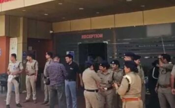 Dehradun Hospital Fire: AC फटने से मचा हड़कंप, मरीजों में दहशत का माहौल