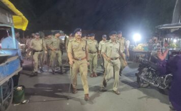 एसएसपी अजय गणपति स्वयं उतरे मैदान में, ऑपरेशन प्रहार के तहत पैदल गश्त कर लिया सुरक्षा व्यवस्था का जायजा…