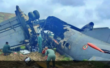 जोरहाट एयरबेस पर IAF का AN-32 विमान क्रैश, लैंडिंग के दौरान हादसा; पायलट की मौत की आशंका