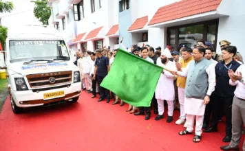 उत्तराखंड से कैलाश मानसरोवर यात्रा का शुभारंभ, CM धामी ने पहले जत्थे को दिखाई हरी झंडी