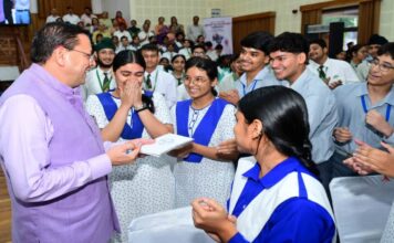 छात्रों से संवाद, युवाओं के लिए नई पहल… CM धामी ने लॉन्च किया ‘मुख्यमंत्री युवा विद्यार्थी मंथन पोर्टल’
